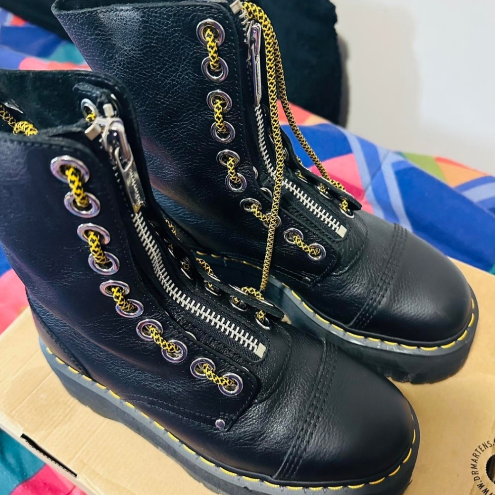 Dr. Martens Sinclair Max Platform Boots